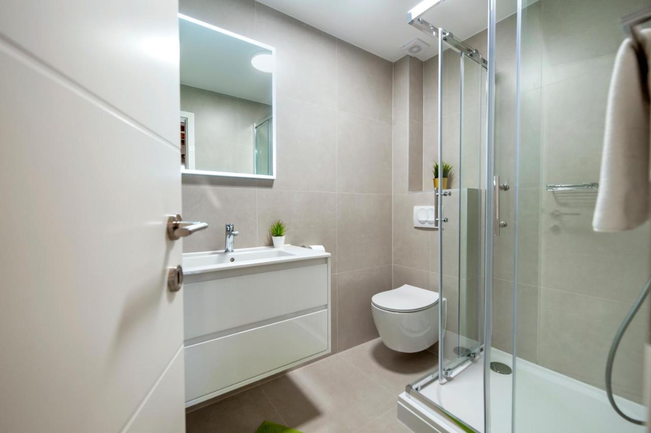 The Yellow House Apartments 로비니 외부 사진